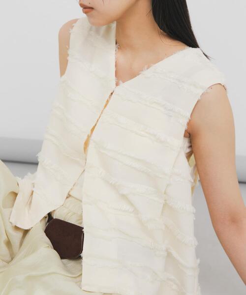 KBF(ケイビーエフ)の「『STAFF DESIGN PROJECT』フリンジボーダーベスト(ベスト・レディース・ブラック/ホワイト系その他・ONE)」の16枚目の写真