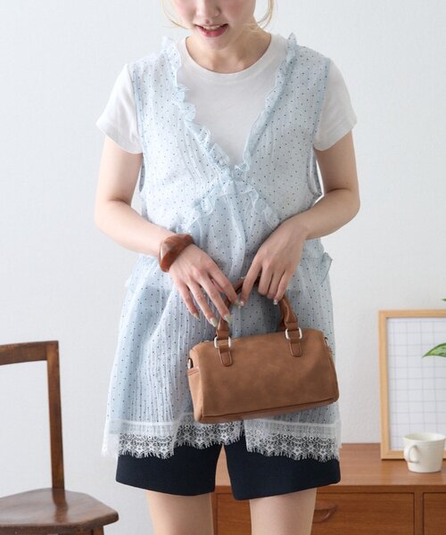 ご専用　トゥービーシック✨　新品未使用✨　たっぷりレースフリルゆったりチュニック merry jenny（メリージェニー）の「Petitflowerベビードール