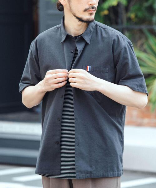 ITEMS URBANRESEARCH(アイテムズ アーバンリサーチ)の「『吸水速乾』フレンチリネン×COOLMAX ハンソデシャツ(シャツ/ブラウス・メンズ・オフホワイト/オリーブ/グレー/ブラック系その他・LARGE/MEDIUM)」の5枚目の写真