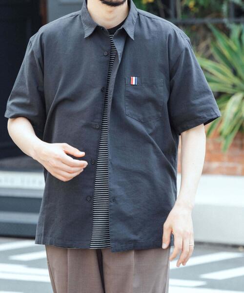 ITEMS URBANRESEARCH(アイテムズ アーバンリサーチ)の「『吸水速乾』フレンチリネン×COOLMAX ハンソデシャツ(シャツ/ブラウス・メンズ・オフホワイト/オリーブ/グレー/ブラック系その他・LARGE/MEDIUM)」の6枚目の写真
