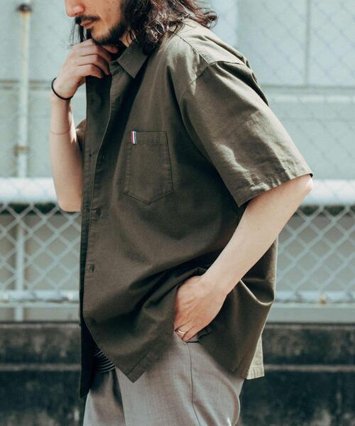 ITEMS URBANRESEARCH(アイテムズ アーバンリサーチ)の「『吸水速乾』フレンチリネン×COOLMAX ハンソデシャツ(シャツ/ブラウス・メンズ・オフホワイト/オリーブ/グレー/ブラック系その他・LARGE/MEDIUM)」の9枚目の写真