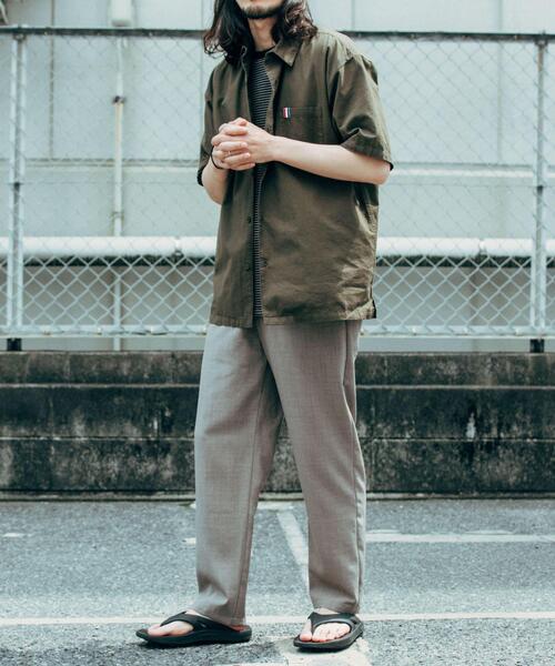 ITEMS URBANRESEARCH(アイテムズ アーバンリサーチ)の「『吸水速乾』フレンチリネン×COOLMAX ハンソデシャツ(シャツ/ブラウス・メンズ・オフホワイト/オリーブ/グレー/ブラック系その他・LARGE/MEDIUM)」の7枚目の写真