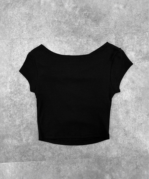 LVEU.(ラブユ.)の「【LVEU.】ドレープデザイントップス / トップス ドレープ 半袖 クロップド丈 ミニT Tシャツ ドレープ ZOZOTOWN限定(Tシャツ/カットソー・レディース・ホワイト/ブラック・FREE)」の12枚目の写真