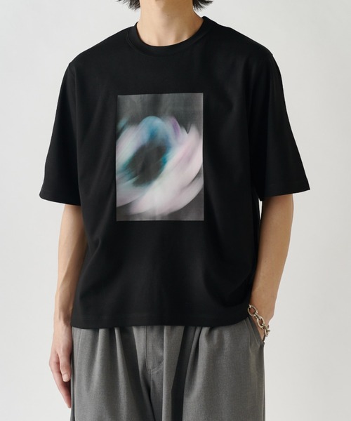 Lui's(ルイス)の「out of focus Tシャツ / smoke(Tシャツ/カットソー・メンズ・ホワイト/チャコールグレー/ブラック・S/M)」の2枚目の写真
