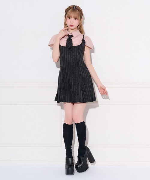 apres jour(アプレジュール)の「【2way】ネクタイ付きプリーツミニキャミワンピース(ワンピース・レディース・グレー系その他/ブラック系その他/グレー・SMALL/X-LARGE/MEDIUM)」の21枚目の写真