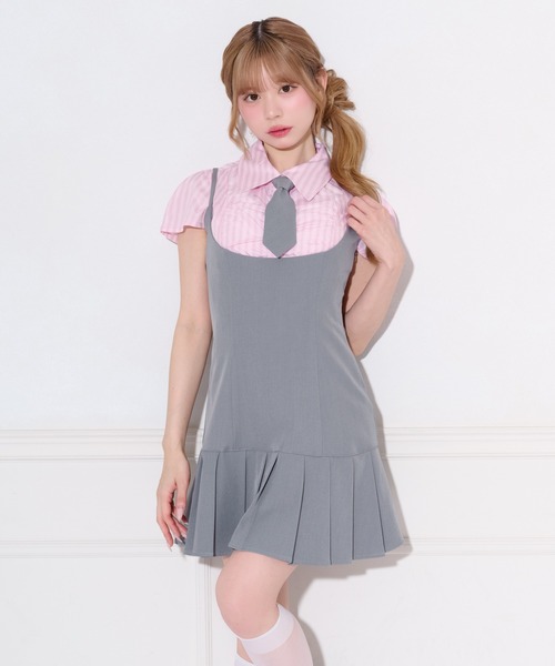 apres jour(アプレジュール)の「【2way】ネクタイ付きプリーツミニキャミワンピース(ワンピース・レディース・グレー系その他/ブラック系その他/グレー・SMALL/X-LARGE/MEDIUM)」の5枚目の写真