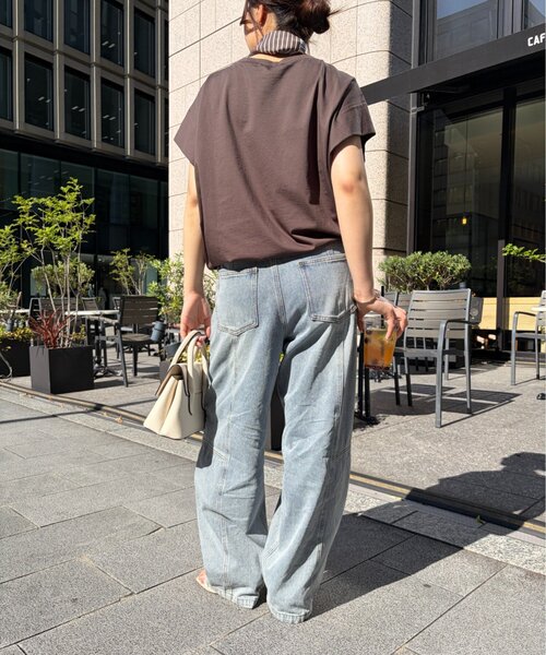Jena espace merveilleux(ジェナ エスパスメルヴェイユ)の「裾ドロストタックプルオーバー(Tシャツ/カットソー・レディース・チャコールグレー/オフホワイト/グリーン・FREE)」の12枚目の写真