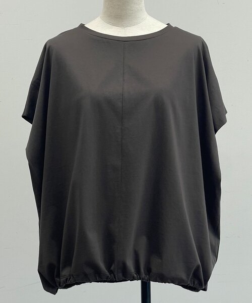 Jena espace merveilleux(ジェナ エスパスメルヴェイユ)の「裾ドロストタックプルオーバー(Tシャツ/カットソー・レディース・チャコールグレー/オフホワイト/グリーン・FREE)」の17枚目の写真