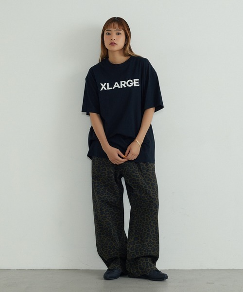 XLARGE(エクストララージ)の「RHINESTONE LOGO S/S TEE(Tシャツ/カットソー・メンズ・ホワイト/ブラック/ピンク・XL/L/M/S/XS)」の14枚目の写真