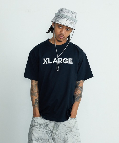 XLARGE(エクストララージ)の「RHINESTONE LOGO S/S TEE(Tシャツ/カットソー・メンズ・ホワイト/ブラック/ピンク・XL/L/M/S/XS)」の11枚目の写真