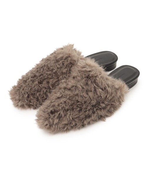 23区(ニジュウサンク)の「ボリュームファー ミュール サンダル(パンプス・レディース・ベージュ系/ブラウン系・22.5/23.5/24.5)」の1枚目の写真