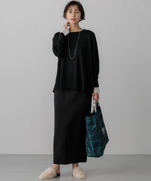 23区(ニジュウサンク)の「ボリュームファー ミュール サンダル(パンプス・レディース・ベージュ系/ブラウン系・22.5/23.5/24.5)」の13枚目の写真