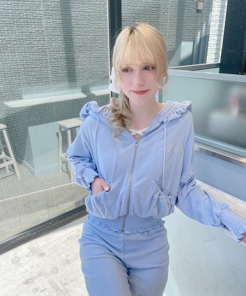 lilLilly(リルリリー)の「パイルシャーリングパーカー(パーカー・レディース・ピンク/グレー/ホワイト/ブルー・FREE)」の5枚目の写真