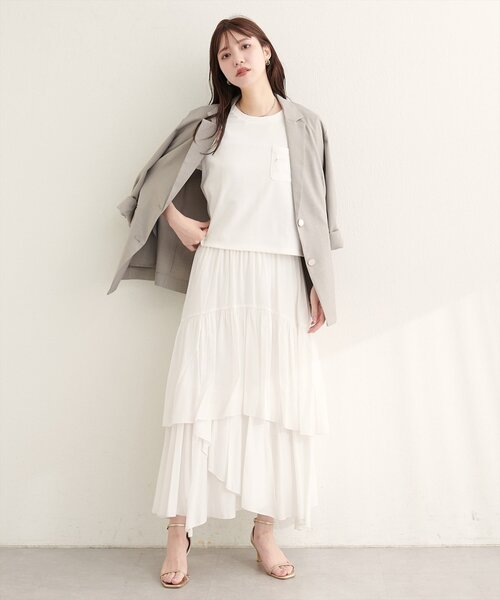 natural couture(ナチュラルクチュール)の「チャーム付きロゴ刺繍ショートT(Tシャツ/カットソー・レディース・ブラウン/ネイビー/オフホワイト・FREE)」の9枚目の写真