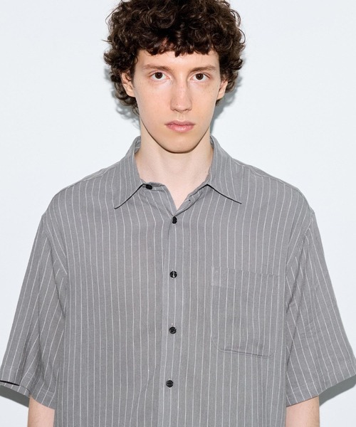 coca（coca）（コカ）の「リネンライクストライプリラックス半袖シャツ（シャツ/ブラウス・メンズ・ブラック/グレー・L/XL/M）」の14枚目の写真