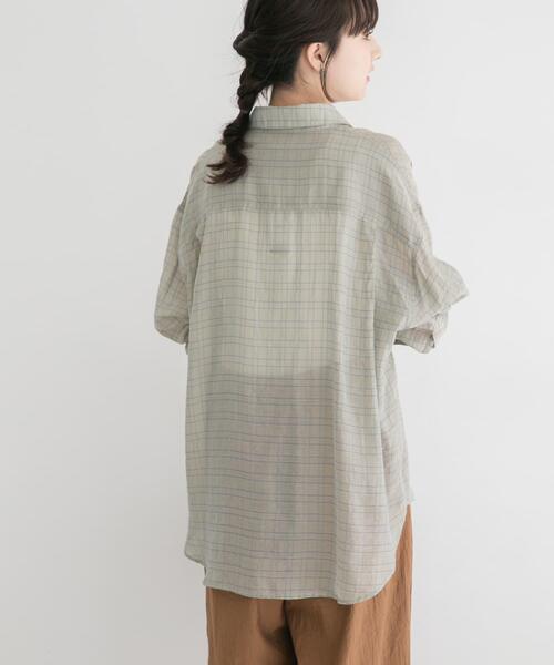 ITEMS URBANRESEARCH（アイテムズ アーバンリサーチ）の「シアーチェックオーバーシャツ（シャツ/ブラウス・レディース・ライトブルー/ベージュ系その他/ブラック・FREE）」の22枚目の写真