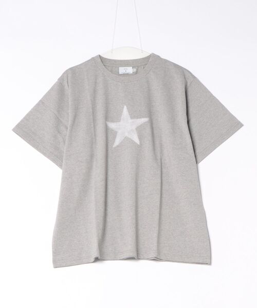 CONVERSE TOKYO(コンバーストウキョウ)の「ONE STAR UP RECYCLED COTTON TEE(Tシャツ/カットソー・レディース・ホワイト/グレー/ブラック・SMALL/MEDIUM)」の3枚目の写真