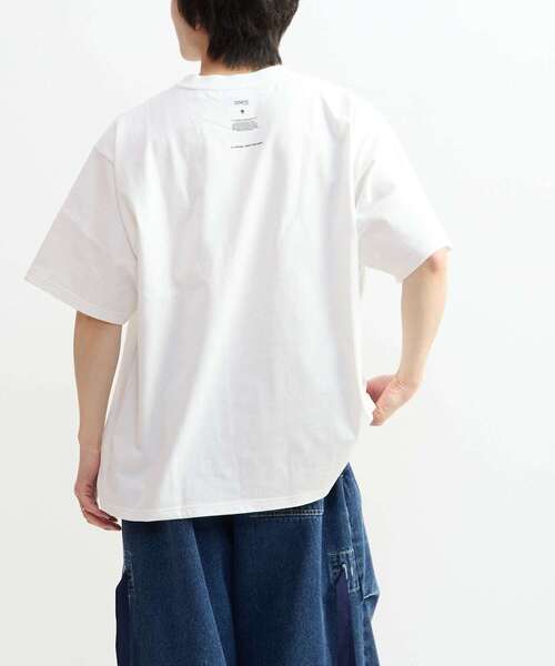 CONVERSE TOKYO(コンバーストウキョウ)の「ONE STAR UP RECYCLED COTTON TEE(Tシャツ/カットソー・レディース・ホワイト/グレー/ブラック・SMALL/MEDIUM)」の5枚目の写真