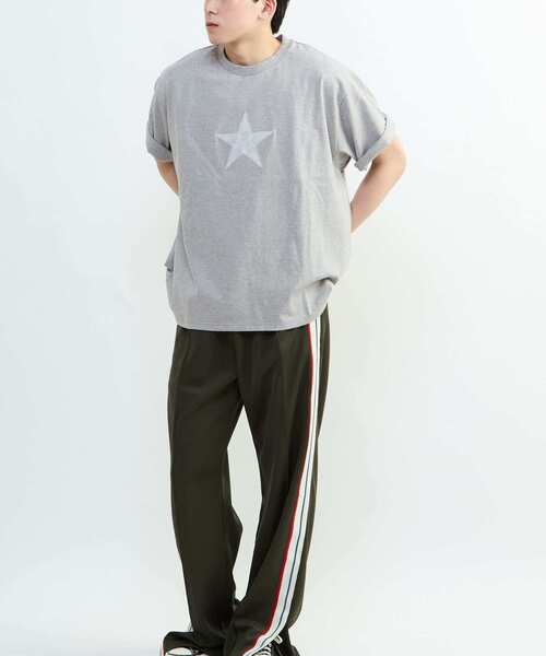 CONVERSE TOKYO(コンバーストウキョウ)の「ONE STAR UP RECYCLED COTTON TEE(Tシャツ/カットソー・レディース・ホワイト/グレー/ブラック・SMALL/MEDIUM)」の8枚目の写真