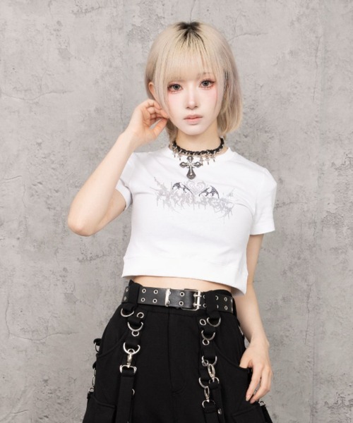 Amilige(アミリージュ)の「ハートコウモリラインストーンチビTシャツ(Tシャツ/カットソー・レディース・ブラック/ホワイト・FREE)」の11枚目の写真