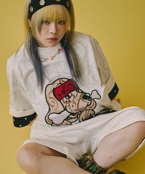 GALFY(ガルフィー)の「A'GEM/9 × .kom 『GALFY/ガルフィー』ピカピカ族Tシャツ(Tシャツ/カットソー・メンズ・ブラック/ホワイト・L)」の2枚目の写真