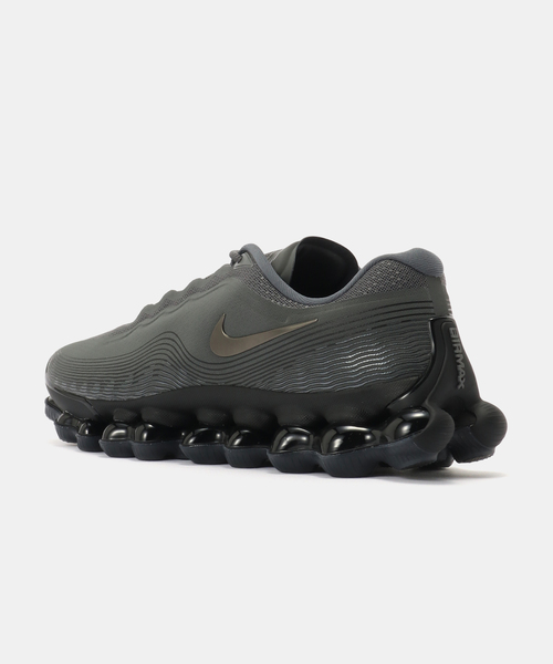 NIKE(ナイキ)の「NIKE AIR LIQUID MAX IQ7635-004(スニーカー・メンズ・チャコールグレー・28cm/27.5cm/26.5cm/26cm/27cm)」の3枚目の写真
