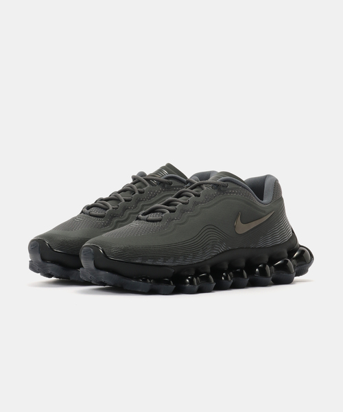 NIKE(ナイキ)の「NIKE AIR LIQUID MAX IQ7635-004(スニーカー・メンズ・チャコールグレー・28cm/27.5cm/26.5cm/26cm/27cm)」の7枚目の写真