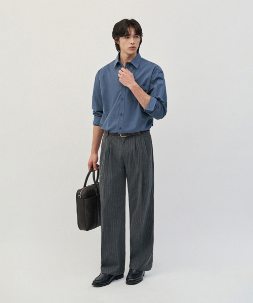 WORK ON BODY OFF（ワークオンボディオフ）の「オーバーサイズウォッシュドコットンシャツ[ブルー]（シャツ/ブラウス・メンズ・ブルー・LARGE/X-LARGE/MEDIUM）」の12枚目の写真