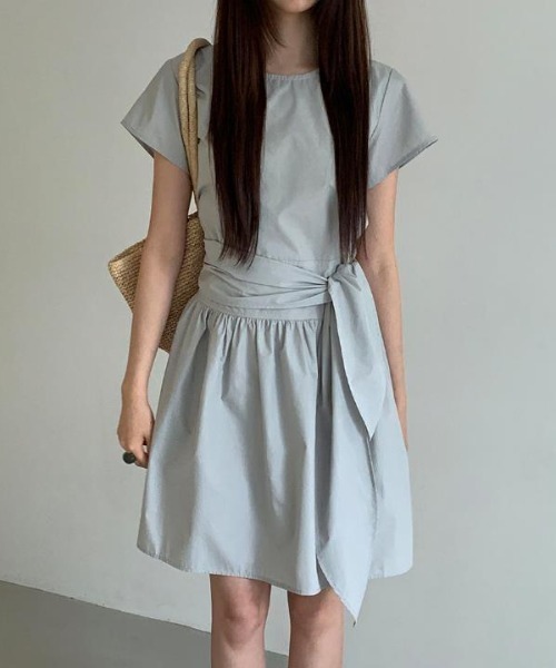 semplice（センプリチェ）の「ワンピース【韓国ファッション】（ワンピース・レディース・グレー/ブラック・F）」の13枚目の写真