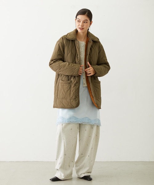 MILKFED.（ミルクフェド）の「EMBROIDERED ROSE SWEAT JACKET（スウェット・レディース・オートミール/アッシュ/ネイビー・ONE SIZE）」の11枚目の写真