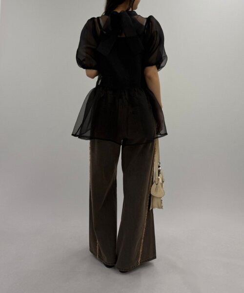 w closet(ダブルクローゼット)の「バックリボンオーガンジーブラウス(シャツ/ブラウス・レディース・オフホワイト/ブラック/ブルー・FREE)」の15枚目の写真