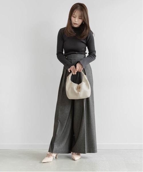 RANDA(ランダ)の「ハイウエストタックワイドパンツ(その他パンツ・レディース・ブラウン/ブラック/ブルー系その他・1/0)」の17枚目の写真