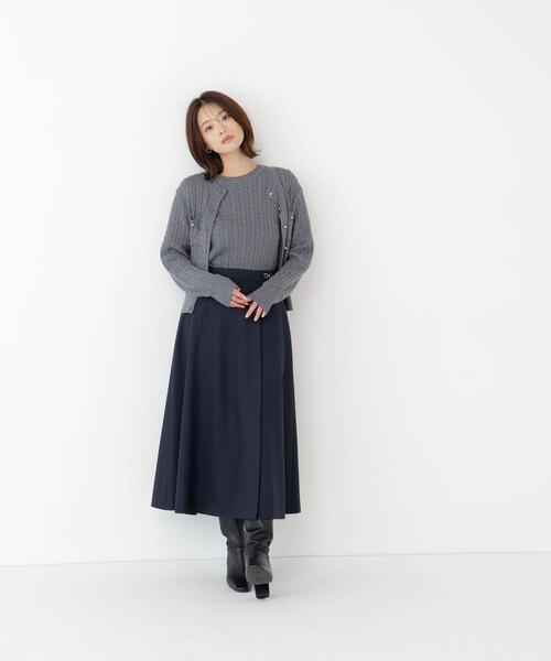 NATURAL BEAUTY BASIC(ナチュラルビューティーベーシック)の「ビット付フレアスカート(スカート・レディース・ネイビー/ベージュ/ブラウン・X-SMALL/SMALL/MEDIUM)」の6枚目の写真