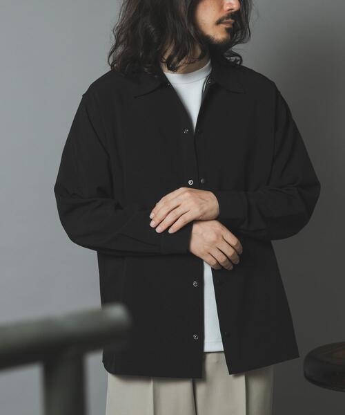 ITEMS URBANRESEARCH（アイテムズ アーバンリサーチ）の「2WAYストレッチ L.S.スナップシャツ（シャツ/ブラウス・メンズ・チャコールグレー/オリーブ/ブラック/ネイビー・LARGE/MEDIUM）」の2枚目の写真