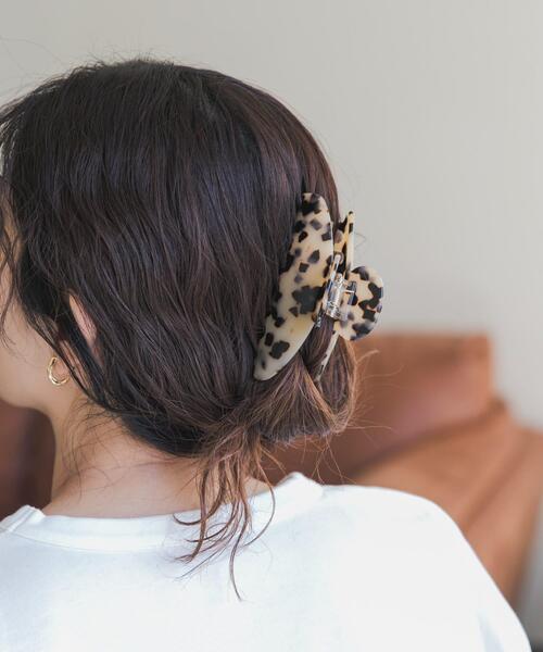 URBAN RESEARCH DOORS（アーバンリサーチドアーズ）の「マーブルヘアクリップ（バレッタ/ヘアクリップ・レディース・ブラウン/ベージュ・ONE）」の2枚目の写真