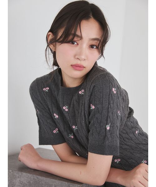 Mila Owen(ミラオーウェン)の「フラワー刺繍ニットプルオーバー(ニット/セーター・レディース・ピンク・F)」の6枚目の写真
