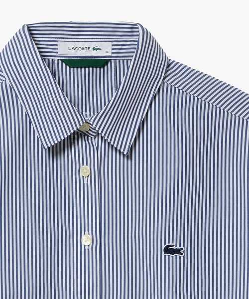 LACOSTE（ラコステ）の「背面プリーツ ロング丈オーバーサイズストライプシャツ（シャツ/ブラウス・レディース・ネイビー/ダークグリーン・34/40/38/36）」の6枚目の写真