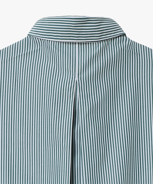 LACOSTE（ラコステ）の「背面プリーツ ロング丈オーバーサイズストライプシャツ（シャツ/ブラウス・レディース・ネイビー/ダークグリーン・34/40/38/36）」の17枚目の写真
