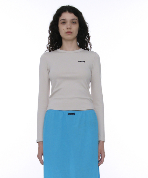PARTIMENTO WOMEN(パルティメントウィメン)の「PWC ベビーロングTシャツ_10カラー(Tシャツ/カットソー・レディース・バーガンディー/ホワイト系その他/エメラルド/ブラック/ネイビー/サンドベージュ/グレー/ホワイト/コーラル/ブラック系その他・MEDIUM/LARGE/SMALL)」の18枚目の写真