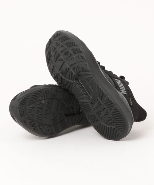 PUMA（プーマ）の「PUMA/プーマ SOFTRIDE エンゾ5 EASE IN 312581（スニーカー・メンズ・ホワイト/ブラック・23.5cm/24.5cm/23.0cm/24.0cm/22.5cm/25.0cm）」の14枚目の写真