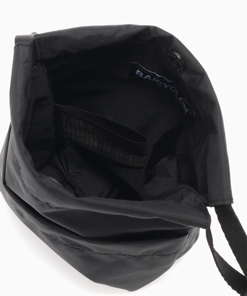 BAICYCLON by Bagjack(バイシクロン バイ バグジャック)の「BAICYCLON by bagjack ミニ ドローストリングバッグ(ショルダーバッグ・メンズ・ブラック/ブラウン・FREE)」の6枚目の写真