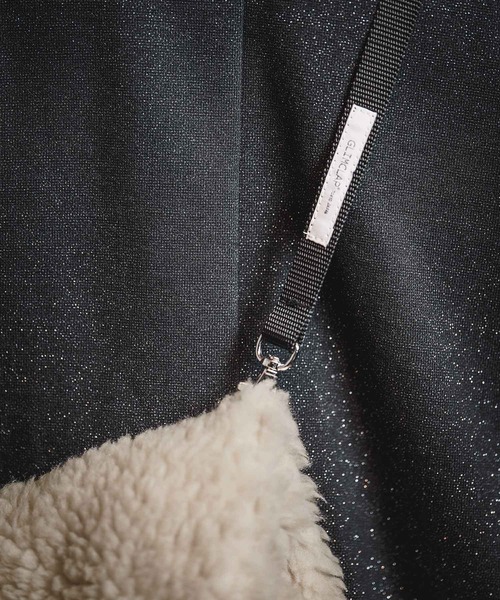GLIMCLAP(グリムクラップ)の「mko13931-Shearling 2-Way Flap Bag ミニフラップバッグ(212-031-gla-cg)(ショルダーバッグ・メンズ・ベージュ/ブラック・FREE)」の5枚目の写真