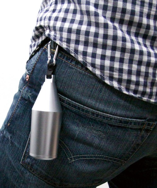 STREAM TRAIL（ストリームトレイル）の「【マグネット式】ワンタッチ携帯灰皿 / TROPIDE L　トロピードL（アッシュトレイ/ライター・メンズ・ブラック/レッド/オレンジ/ブルー/シルバー/イエロー/パープル・FREE）」の7枚目の写真