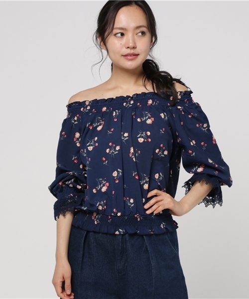 Honeys（ハニーズ）の「オフショルプルオーバー（シャツ/ブラウス・レディース・ブラック系その他/ホワイト系その他2/ブルー系その他2/ブルー系その他/ホワイト系その他/ホワイト系その他3・M/L）」の5枚目の写真