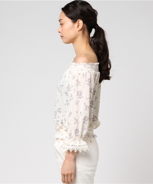 Honeys（ハニーズ）の「オフショルプルオーバー（シャツ/ブラウス・レディース・ブラック系その他/ホワイト系その他2/ブルー系その他2/ブルー系その他/ホワイト系その他/ホワイト系その他3・M/L）」の8枚目の写真