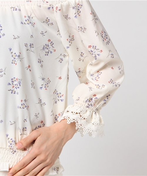 Honeys（ハニーズ）の「オフショルプルオーバー（シャツ/ブラウス・レディース・ブラック系その他/ホワイト系その他2/ブルー系その他2/ブルー系その他/ホワイト系その他/ホワイト系その他3・M/L）」の11枚目の写真