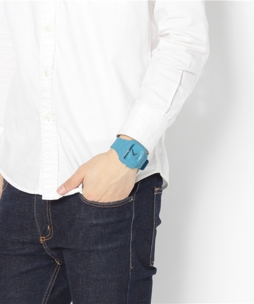 NIXON（ニクソン）の「NIXON RUBBER PLAYER（アナログ腕時計・メンズ・ブラック/チャコールグレー/オレンジ/ブルー・ONE SIZE）」の9枚目の写真