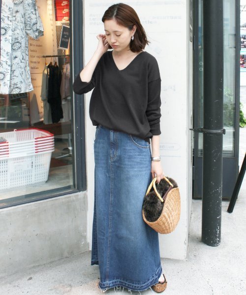 SLOBE IENA(スローブイエナ)の「12GウォッシャブルウールVネックプルオーバー◆(ニット/セーター・レディース・ホワイト/チャコールグレー/イエロー/バーガンディー・FREE)」の6枚目の写真