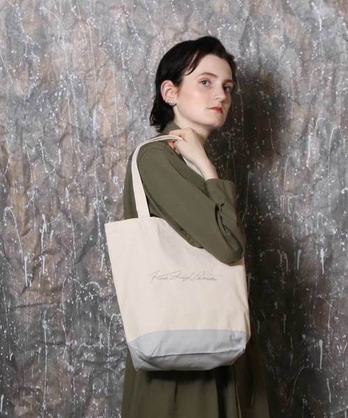 knock through abstraction(ノックスルーアブストラクション)の「【knock through abstraction/ノックスルーアブストラクション】sign logo tote/サインロゴ刺繍トート(トートバッグ・レディース・ブラック/ナチュラル/ネイビー/グレー/その他2/その他1/その他3/その他4/その他5/レッド/その他6・FREE)」の20枚目の写真