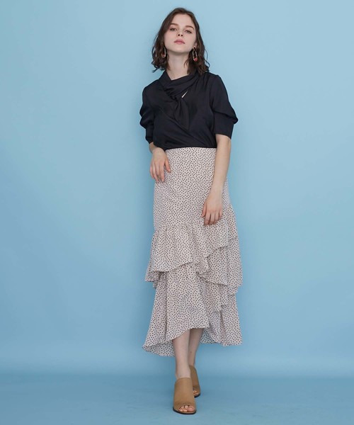 UNITED TOKYO(ユナイテッドトウキョウ)の「ドットティアードスカート(スカート・レディース・ベージュ/ブラック・1)」の8枚目の写真